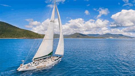 Sailing Whitsundays Airlie Beach QLD FEATURED | Whitsunday Islands Tours