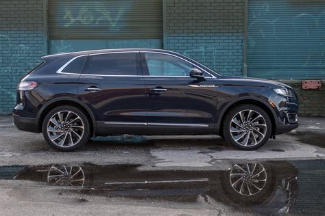 2019 Lincoln Nautilus - Specs, Prices, MPG, Reviews & Photos | Cars.com