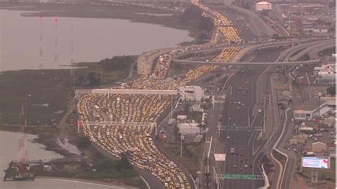 Bay Bridge commuters faced huge delays following early morning accident - ABC7 San Francisco