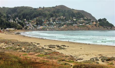 Pacifica State Beach (Linda Mar) in Pacifica, CA - California Beaches