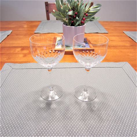 Prelude Orrefors Crystal White Wine Glasses - Shoaza