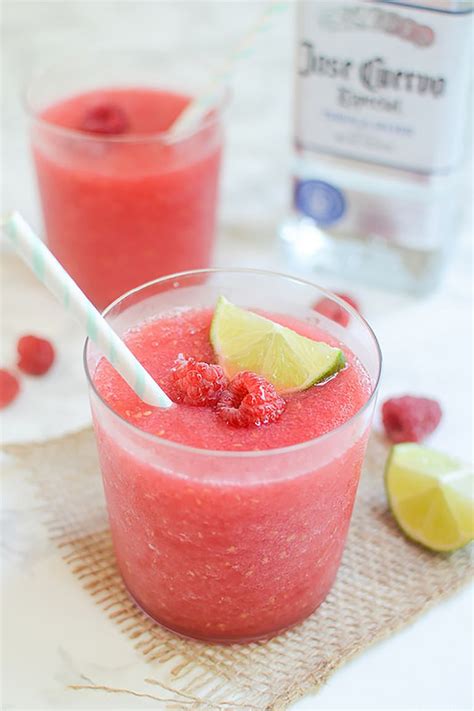 16 Best Frozen Alcoholic Drink Recipes - How to Make Frozen Cocktails