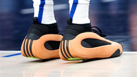 PHOTOS: James Harden sneakers through the years | HoopsHype