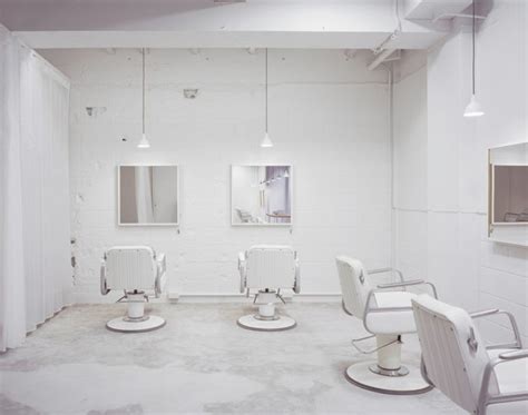 facing north with gracia: PLACES | Hair salon in Japan