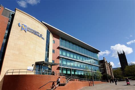 Wolverhampton Uni suspending student recruitment on some courses.