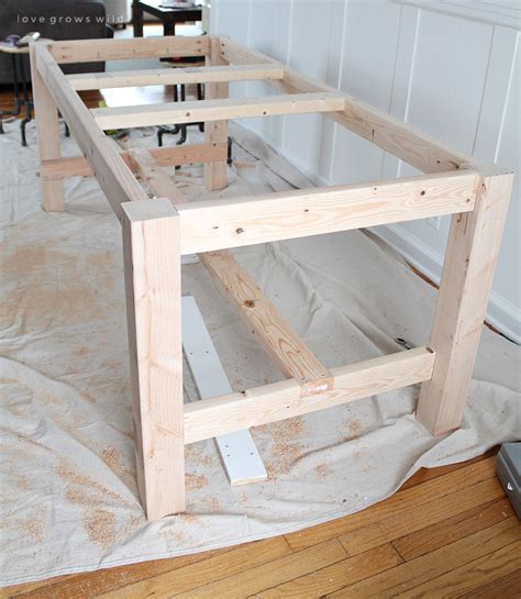 DIY Farmhouse Table - Love Grows Wild