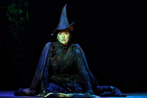 Review: 'Wicked' National Tour at Oakdale Theatre — OnStage Blog