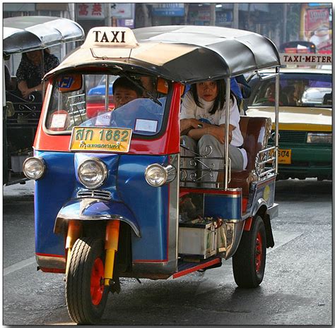 THAILAND Travel Blog: Tuk-Tuks In Bangkok