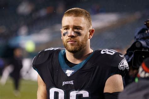 Eagles and Pro Bowl TE Zach Ertz Re-engaged in Contract Extension Talks ...