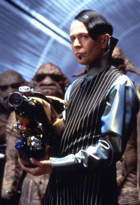 Emanuel Zorg, 5th Element | Gary oldman 5th element, Gary oldman, Fifth element costume