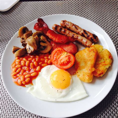 The Great British Breakfast - a typical english fry up is the only way ...