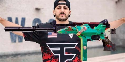 Call of Duty: Warzone Pro NICKMERCS Reveals OP LC10 Loadout