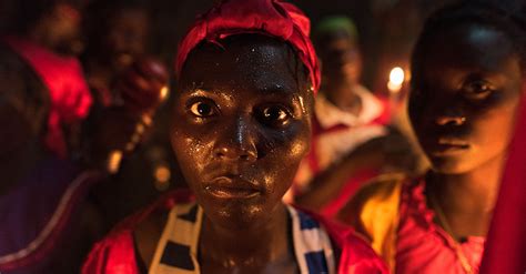 These Stunning Photos Take You Deep Inside Vodou Rituals In Haiti ...