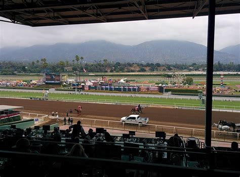 TRAVELS (and more) WITH CECILIA BRAINARD: Horse Racing: A Day at the Santa Anita Race Track