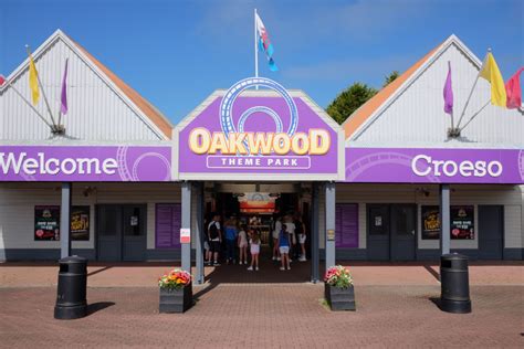 Review : Oakwood Theme Park Pembrokeshire – You need to visit | Family ...