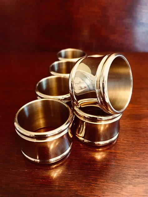 Vintage Solid Brass Napkin Rings, 8 piece set, Holiday dinner Napkin rings, Napkin Holders ...