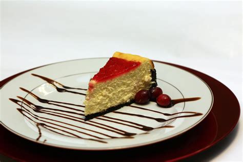 The Doctor's Dishes, Desserts & Decor: Cranberry Cheesecake