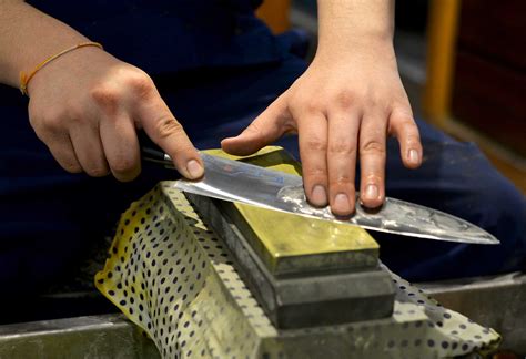 Knife Maintenance 101: Keeping Your Blades Sharp » KnifeKnow-How: Your ...