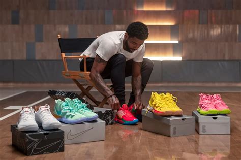 Take a Look at Kyrie Irving’s ‘Spongebob Squarepants’ Collab With Nike ...