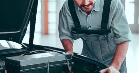 How much does an electric car battery replacement cost?