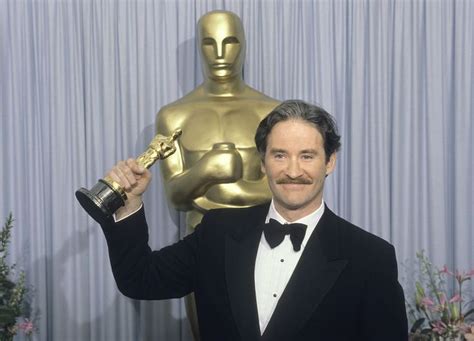 The 61st Academy Awards | 1989 | Kevin kline, Oscar photo, Best ...