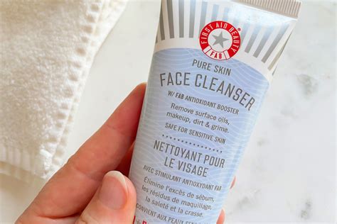 First Aid Beauty Face Cleanser Review - The Skincare Edit