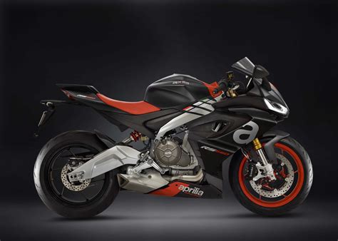 As Expected, Noale Stuns with Aprilia RS 660 Debut - Asphalt & Rubber