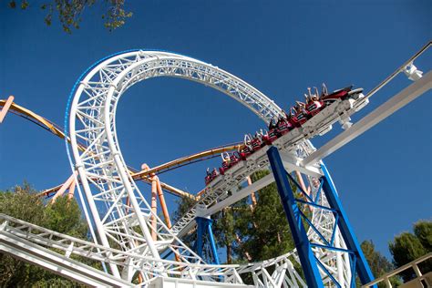 15 Tips for Visiting Six Flags Magic Mountain: What to Know | La Jolla Mom