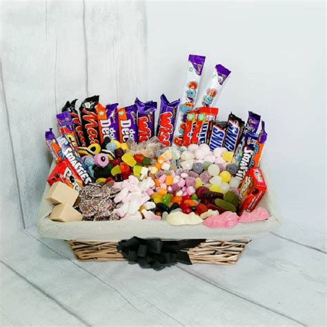 Make Someone’s Day Sweeter With a Chocolate Hamper | My Study Notes