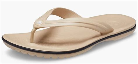 19 Best Sandals for Wide Feet Worth Packing This Summer