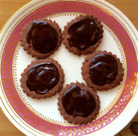 Healthy chocolate & peanut butter biscuits – moresnackmama