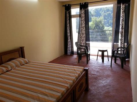 MAPLE VIEW RESORT - Updated 2024 Guest house Reviews (India/Ooty ...