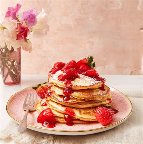 30 Easy Valentine's Day Breakfast Ideas - Sweet V-Day Breakfast Recipes