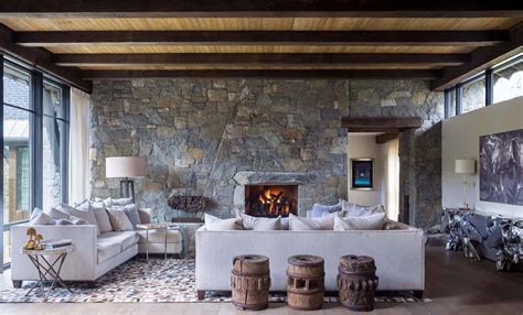 Mountain chalet in Colorado showcases rustic-contemporary styling