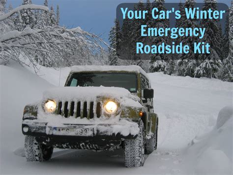 The 4 Essential Items for a Winter Emergency Roadside Kit