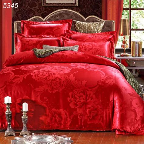 Wedding bed covers satin flower red silk bedding sets tencel silk duvet ...