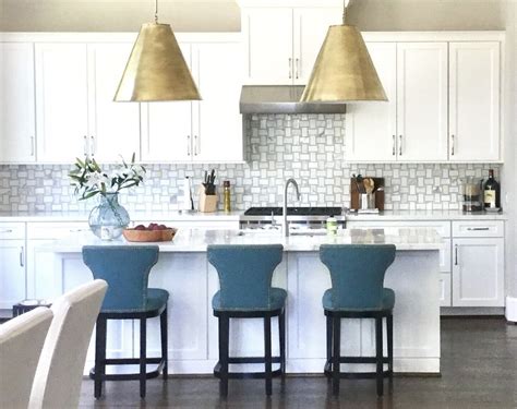 Mixing Metal Finishes: Should Light Fixtures Match Hardware? — DESIGNED