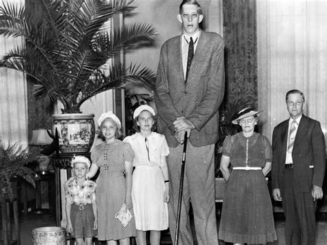 Robert Wadlow: The Giant of All Giants – Nicole Henley – Medium