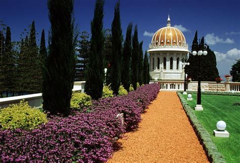 Bahá'í World Centre, The Holy Land | Baha, Whole earth, World