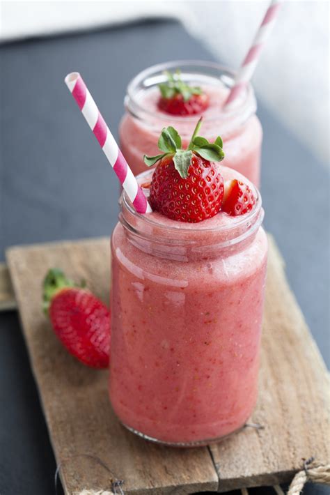 Pink Shake Recipes You'll Fall in Love with for Valentine's Day - Shakeology