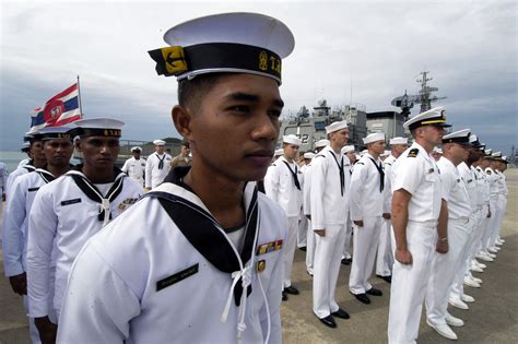 File:US Navy 090716-N-6770T-117 A Royal Thai Navy sailor stands in ...