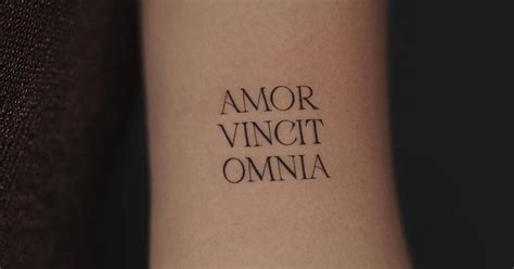 Update 65+ amor vincit omnia tattoo best - in.coedo.com.vn