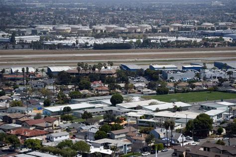 Torrance Airport noise complaints go unheard without monitoring system, but that could change ...