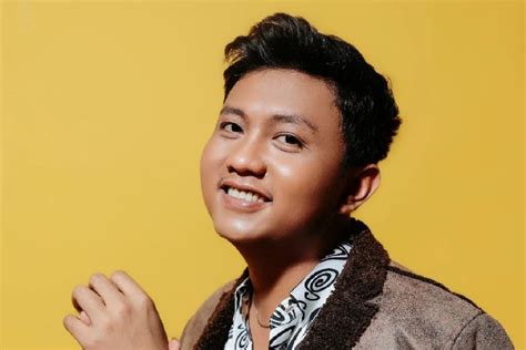 Denny Caknan Kuliah di Mana? Ini Profil Biodatanya : Okezone Celebrity