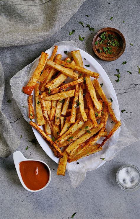 How To Make Yuca Fries (3 Methods) - Elavegan