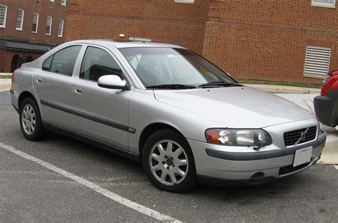 photo: 2004 volvo s60