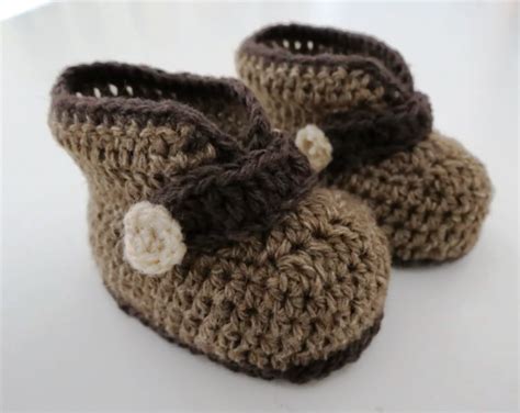 Lovely Baby Shoes Video Tutorial - Crochet Ideas