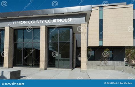 Jefferson County Courthouse in Madras, Oregon Editorial Stock Photo ...