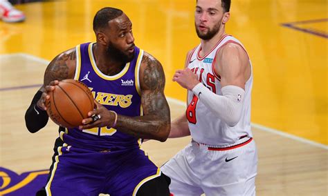 Lakers’ LeBron welcomes Bulls’ Zach LaVine to Klutch Sports Group