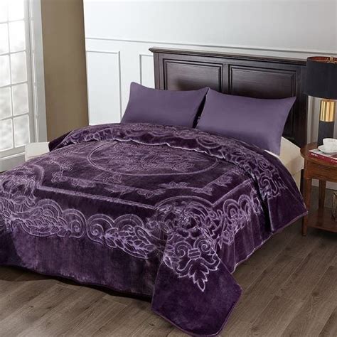 Luxury Embossed Floral Fleece Blanket - Overstock - 31984769 | Bed ...